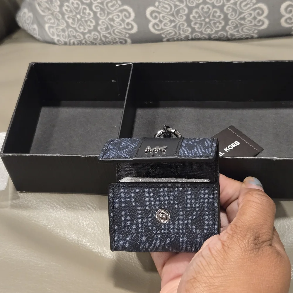 Airpod Case With Lanyard Blue Michael Kors NWT